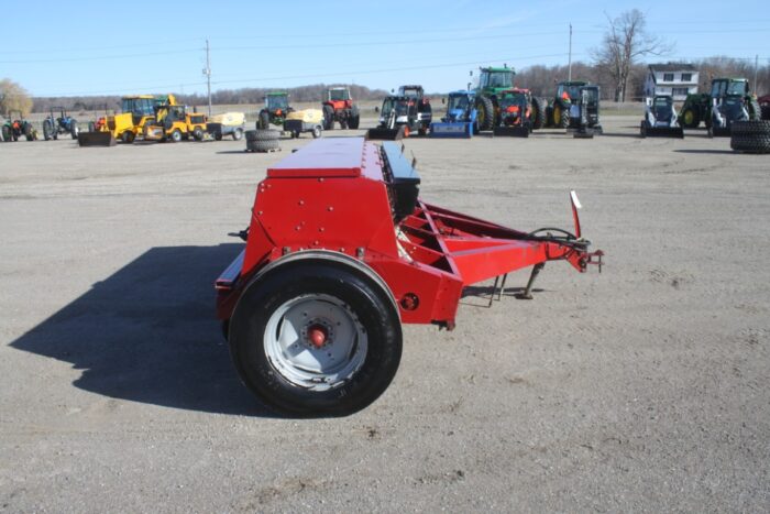 Case/Int 5300 21 run seed drill, grass box, press wheels, very clean - Image 5
