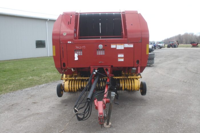 New Holland BR7060 Silage Special round baler, net wrap, mega wide pickup - Image 3
