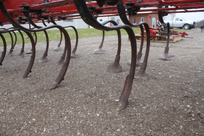 Kongskilde Triple K 10' 3pth cultivator - Image 6