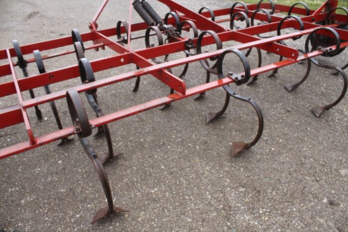 Kongskilde Triple K 10' 3pth cultivator - Image 8
