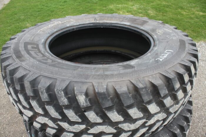 Nokian pair of 2, 540/80R38, TR/2 - Image 3