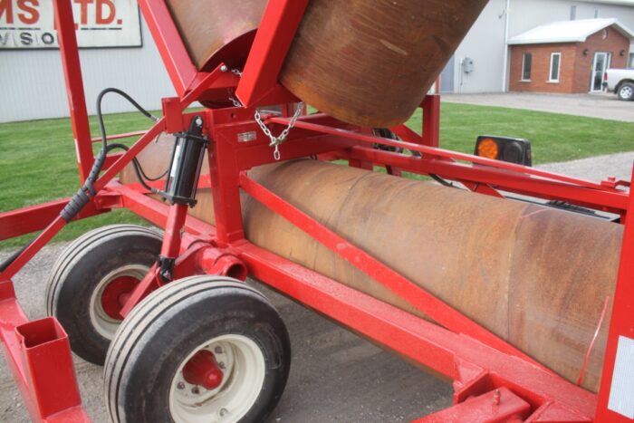 R & R 46' hydraulic double folding land roller, lights, hwy service 12 ply tires - Image 11