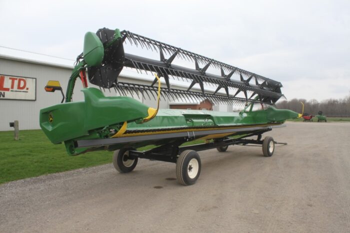 JD RD30F 30' flex draper, dual drive knife, very nice, 2022 model (Header Carrier Wagon is NOT INCLUDED) - Image 2