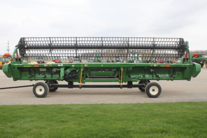 JD RD30F 30' flex draper, dual drive knife, very nice, 2022 model (Header Carrier Wagon is NOT INCLUDED) - Image 5