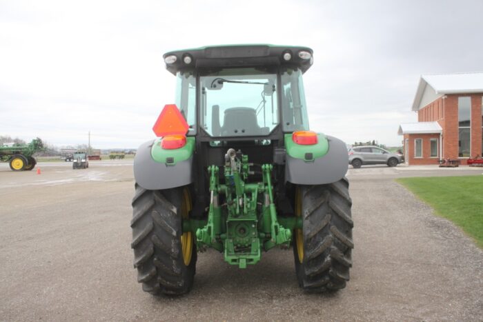 JD 5100R 4wd tractor, cab, air, 16 speed CommandQuad, 2 remotes, 480/70R34, Quicke X4S loader - Image 7