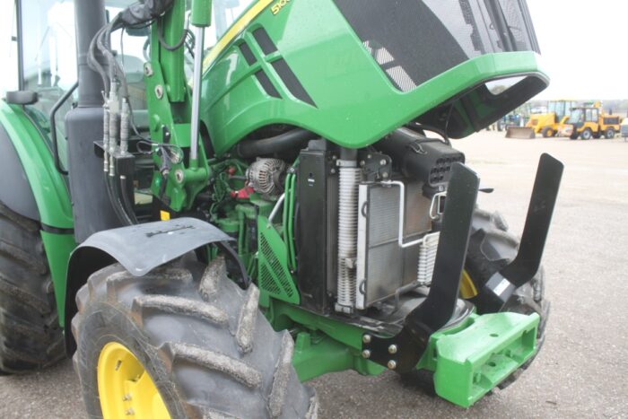 JD 5100R 4wd tractor, cab, air, 16 speed CommandQuad, 2 remotes, 480/70R34, Quicke X4S loader - Image 19