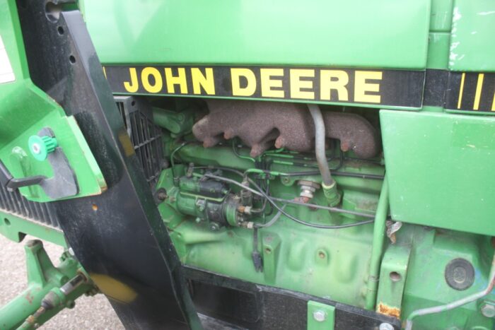 JD 2555 4wd tractor, rops, hi/lo, Alo loader, 2 remotes, 540/1000 pto capable - Image 16