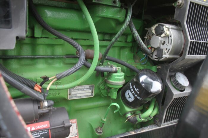 JD 2555 4wd tractor, rops, hi/lo, Alo loader, 2 remotes, 540/1000 pto capable - Image 17