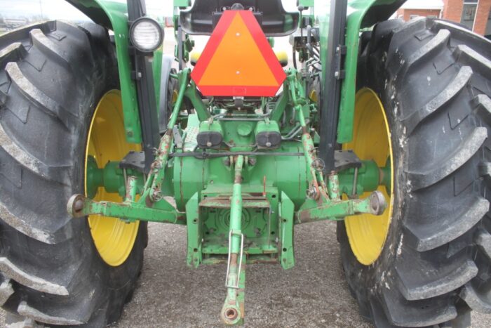 JD 2555 4wd tractor, rops, hi/lo, Alo loader, 2 remotes, 540/1000 pto capable - Image 18