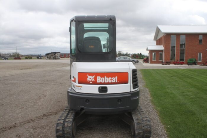 Bobcat E35 excavator, cab, air, hydraulic thumb, extendable stick, dozer blade, 2200 hours - Image 6