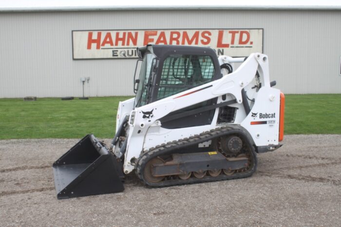 Bobcat T590 track skidsteer, cab, air, hydraulic coupler, 1640 hours