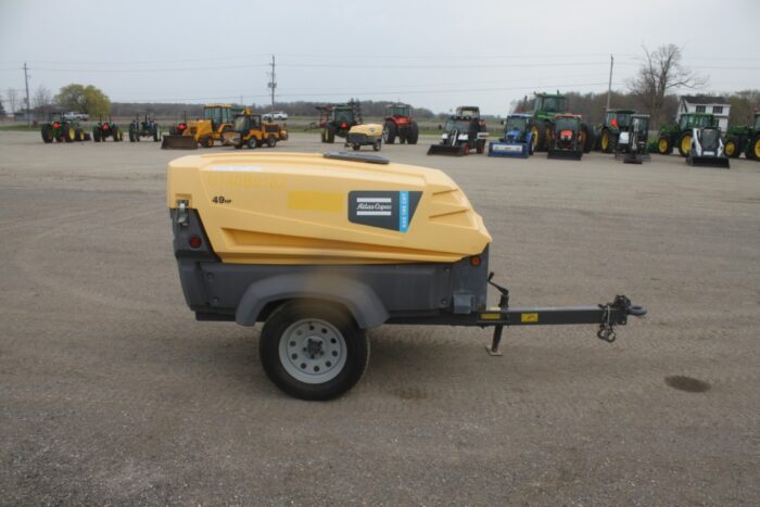 Atlas Copco XAS 185 air compressor, CAT diesel, low hours - Image 4