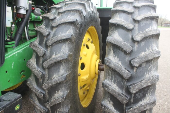 JD 9220 4wd tractor, powershift, pto, 480/80R46 - Image 12