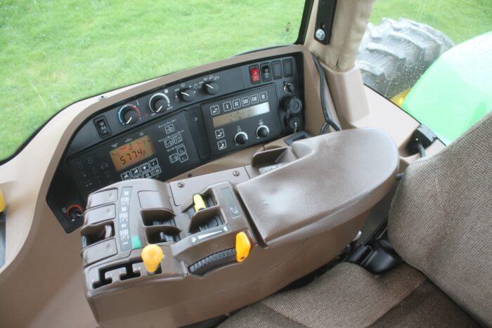 JD 9220 4wd tractor, powershift, pto, 480/80R46 - Image 27