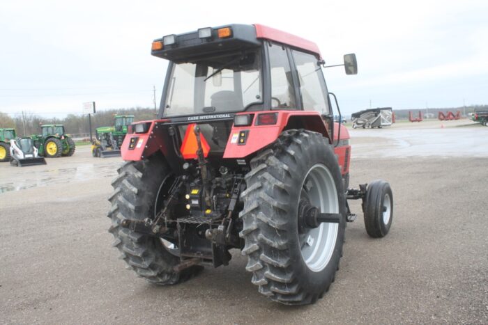 Case/Int 5230 2wd tractor, cab, air, powershift 4,600 hours - Image 6