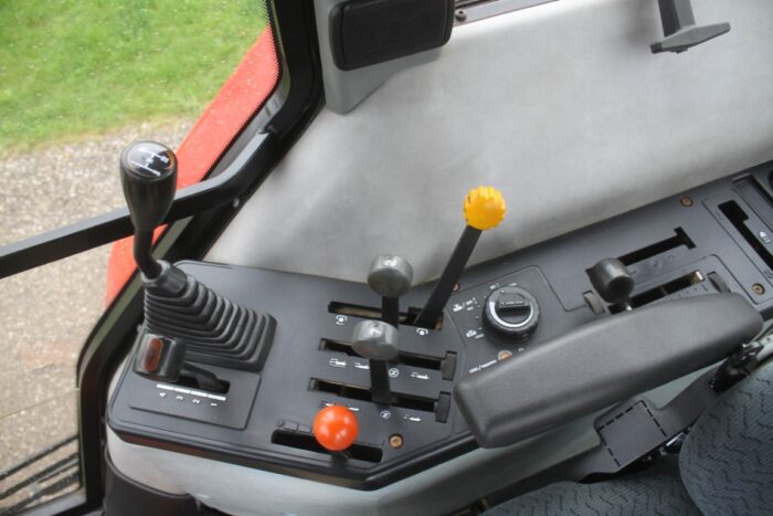 Case/Int 5230 2wd tractor, cab, air, powershift 4,600 hours - Image 20