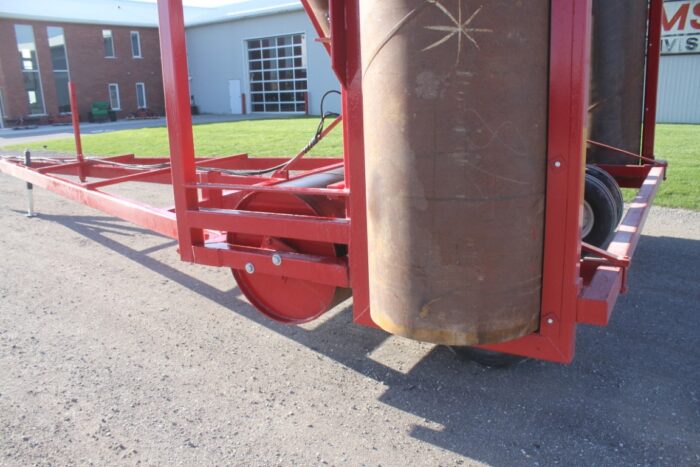 R & R 48' hydraulic double folding land roller, lights, hwy service 12 ply tires - Image 7