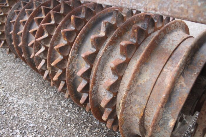 Brillion 11' sprocket packer - Image 6