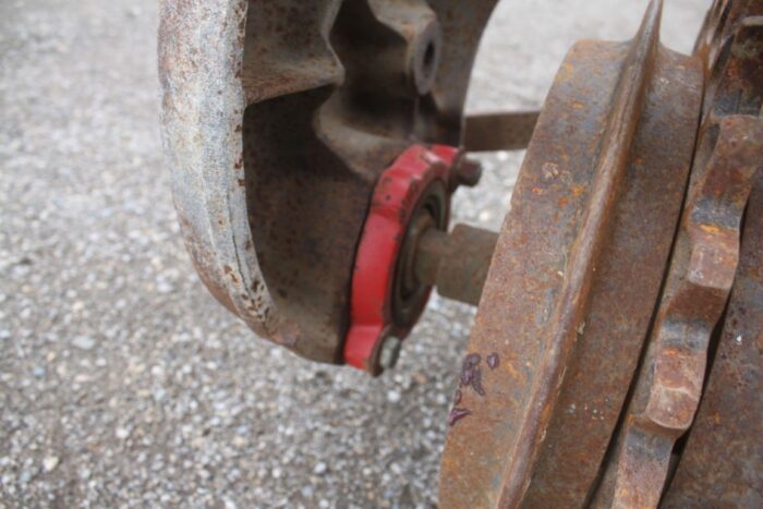 Brillion 11' sprocket packer - Image 7