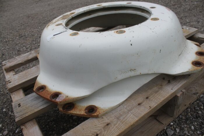 Titan wheel dishes to fit NH front tractor rims - Image 4