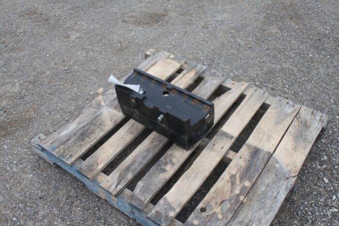New Holland TS tractor weight block - Image 2