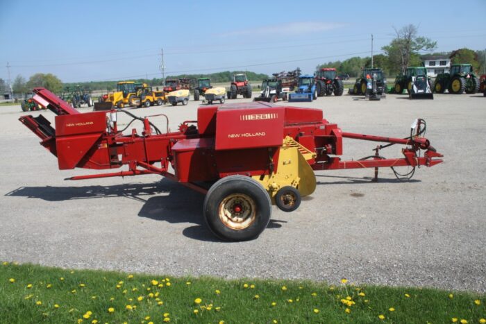 New Holland 326 small square baler, thrower, hyd tension - Image 5