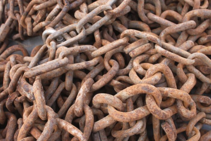 18.4x30 tire chains - Image 3
