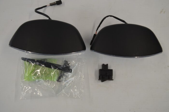 一 rear work light kit, to fit B2350, B2650, B3150, B3350, part number 6C430-97601 - Image 2