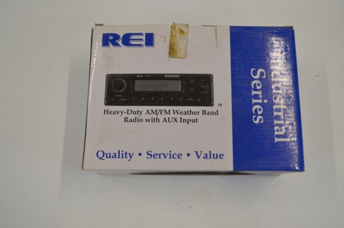 一 Weather Band K7942A AM-FM radiowith MP3 to fit KX040-4 excavator
