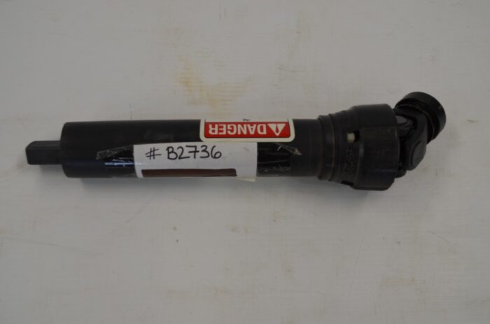 一 Kubota B2736 front half of mid pto driveline