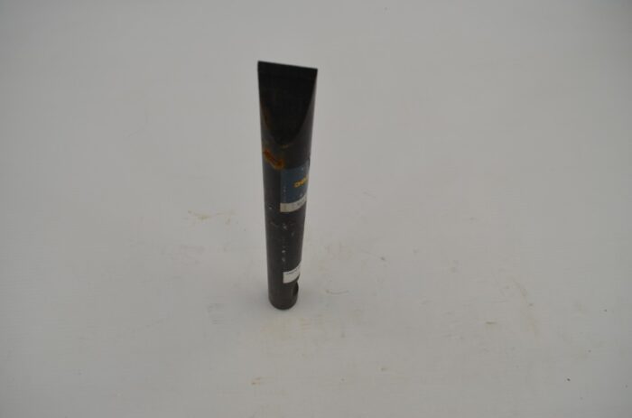 Epiroc 1 1/2" chisel, 3083340919, 40mmx420mm, hammer tool - Image 3