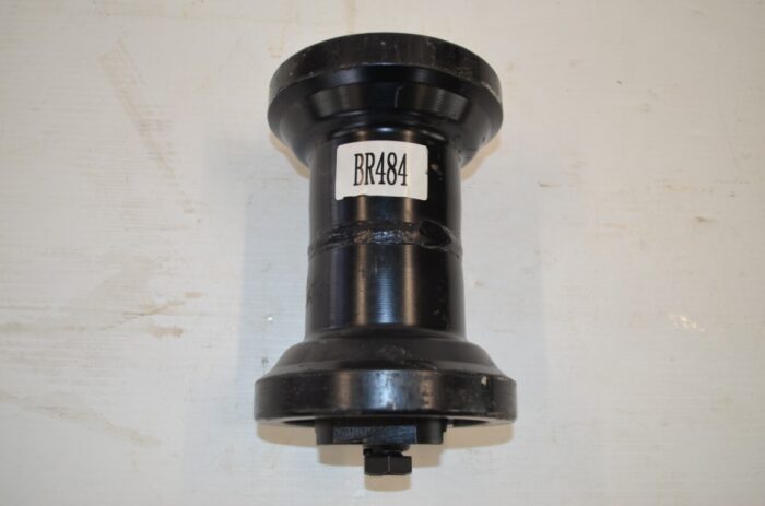 一 Kubota BR484 roller, RD411-21700, excavator bottom roller