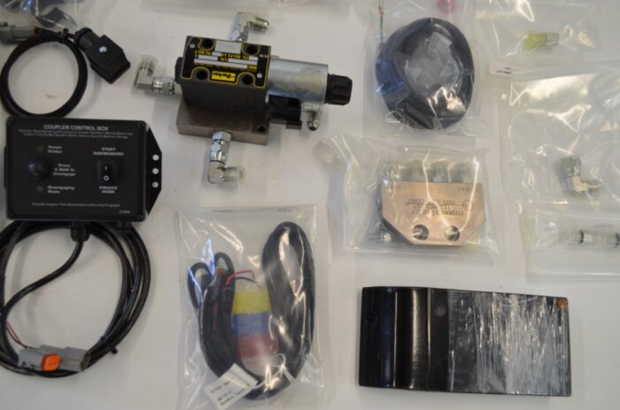 一 Kubota K9980HIK, completion kit, quick coupler lock kit - Image 3