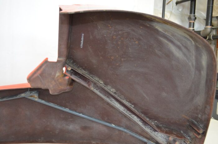 Kubota RH fender to fit M6-131, 141, 101, 111, etc, usde, nice shap, 3599900140 - Image 11