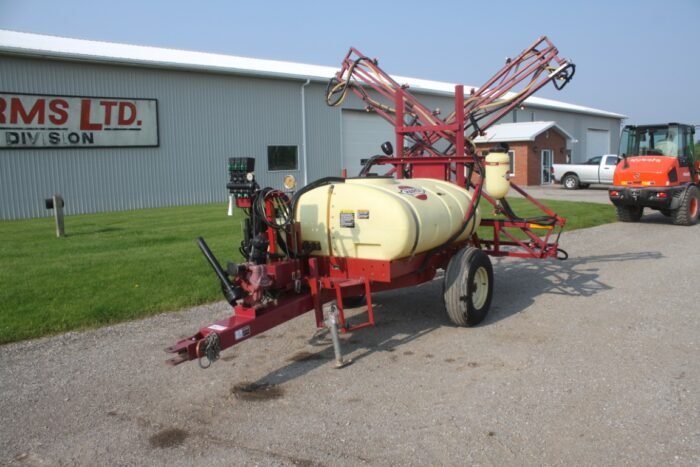 Hardi TR300 single axle sprayer, hydraulic lift, electric controls, foam marker - Image 2