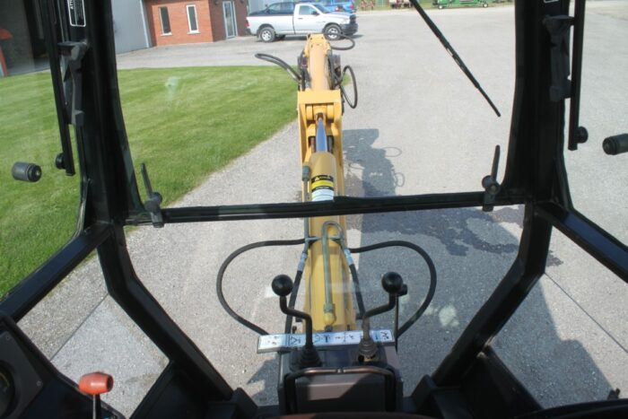 Ford 555D 4wd backhoe, extendahoe, cab, 87" front bucket, 23" ditching bucket, one owner, 2472 hours - Image 26