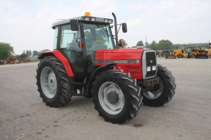 MF 6170 4wd tractor, cab, air, dynashift, 2 sets of remotes - Image 4
