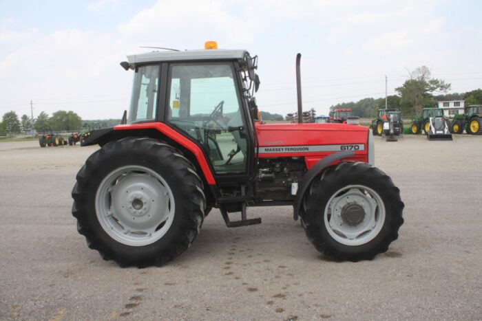 MF 6170 4wd tractor, cab, air, dynashift, 2 sets of remotes - Image 5