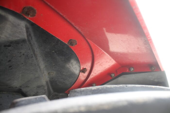 MF 6170 4wd tractor, cab, air, dynashift, 2 sets of remotes - Image 19