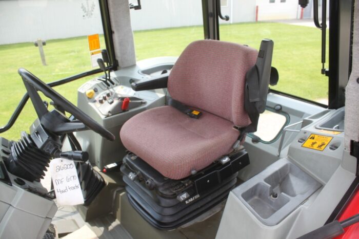 MF 6170 4wd tractor, cab, air, dynashift, 2 sets of remotes - Image 23