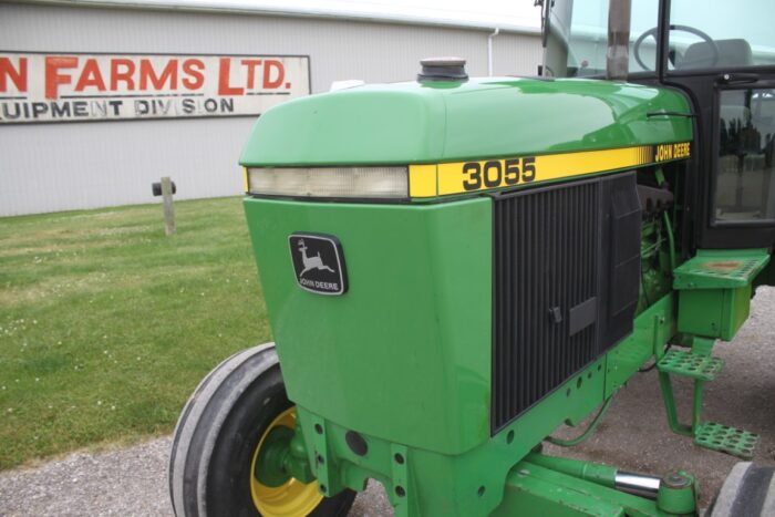 JD 3055 2wd tractor, cab, air, hi-lo, 2 sets of remotes, 18.4x38 - Image 14