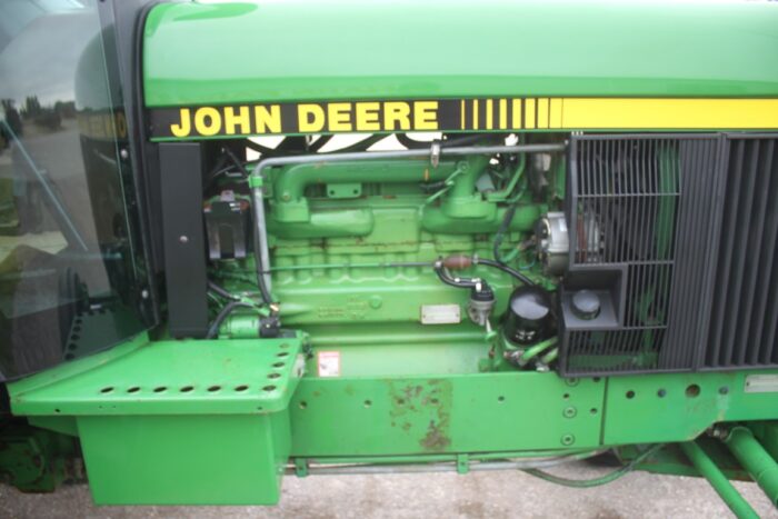JD 3055 2wd tractor, cab, air, hi-lo, 2 sets of remotes, 18.4x38 - Image 16
