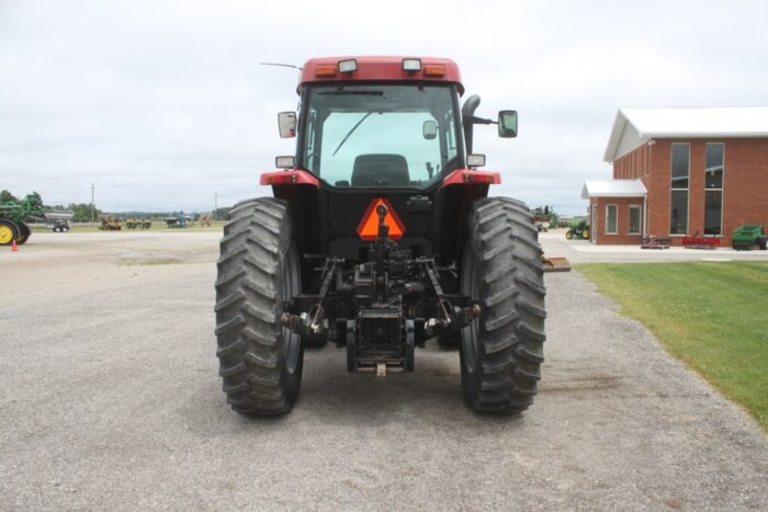 Case MX110 4wd tractor, cab, air, powershift - Image 7