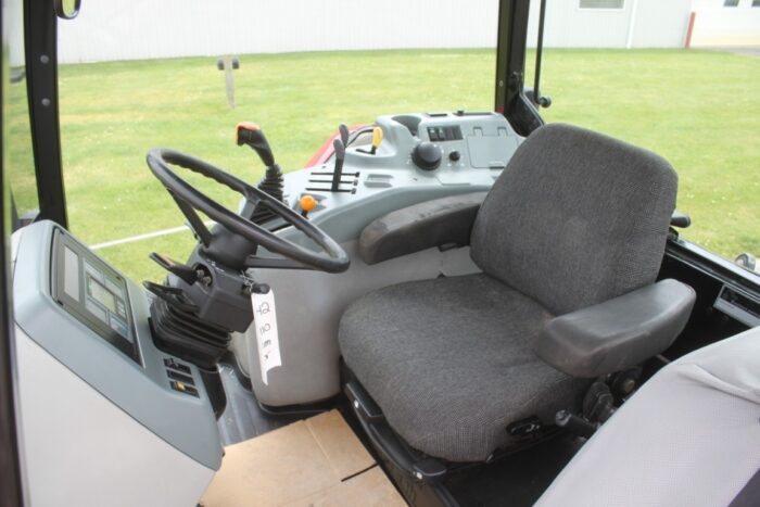 Case MX110 4wd tractor, cab, air, powershift - Image 19