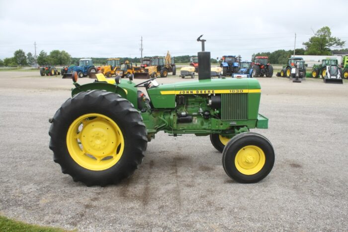 JD 1830 2wd tractor, 16.9x30, very nice one owner tractor - Image 5