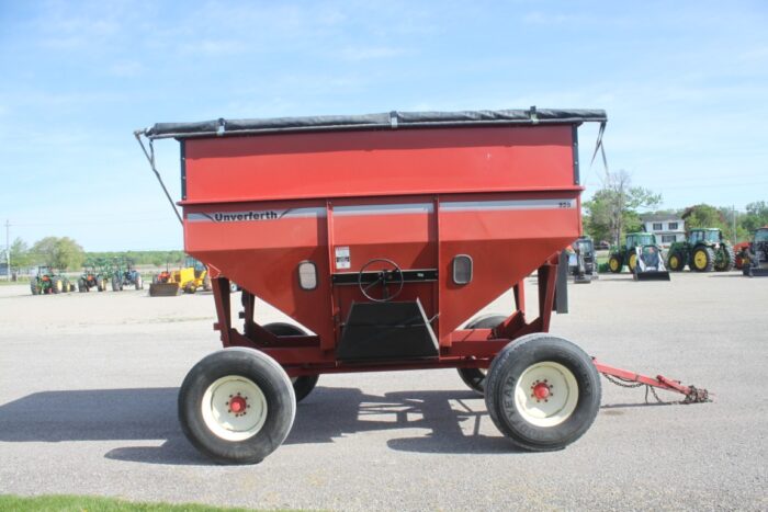 Unverferth 325 gravity wagon, tarp, lights, 12 ton double reach wagon - Image 5
