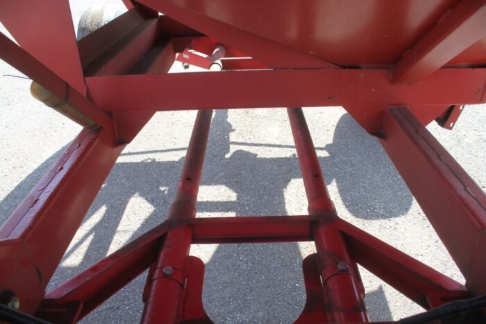 Unverferth 325 gravity wagon, tarp, lights, 12 ton double reach wagon - Image 11