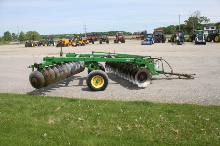 JD 425 10' offset disc, good blades - Image 5