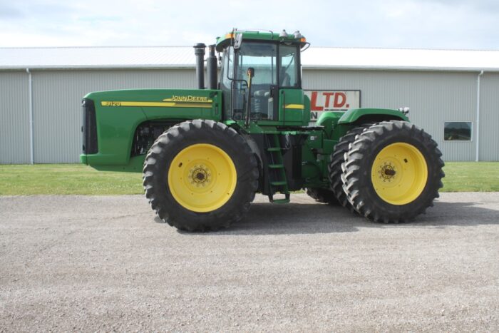 JD 9120 4wd tractor, powershift, PTO, 520/85R42 duals, 4 remotes, clean