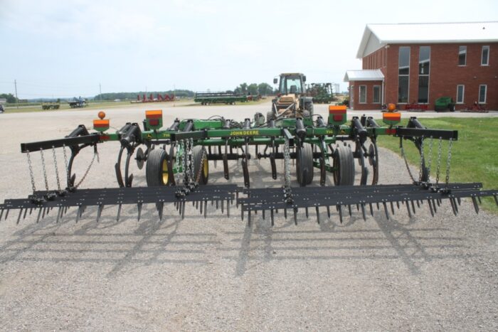 JD 714 11 shank soil saver - Image 7